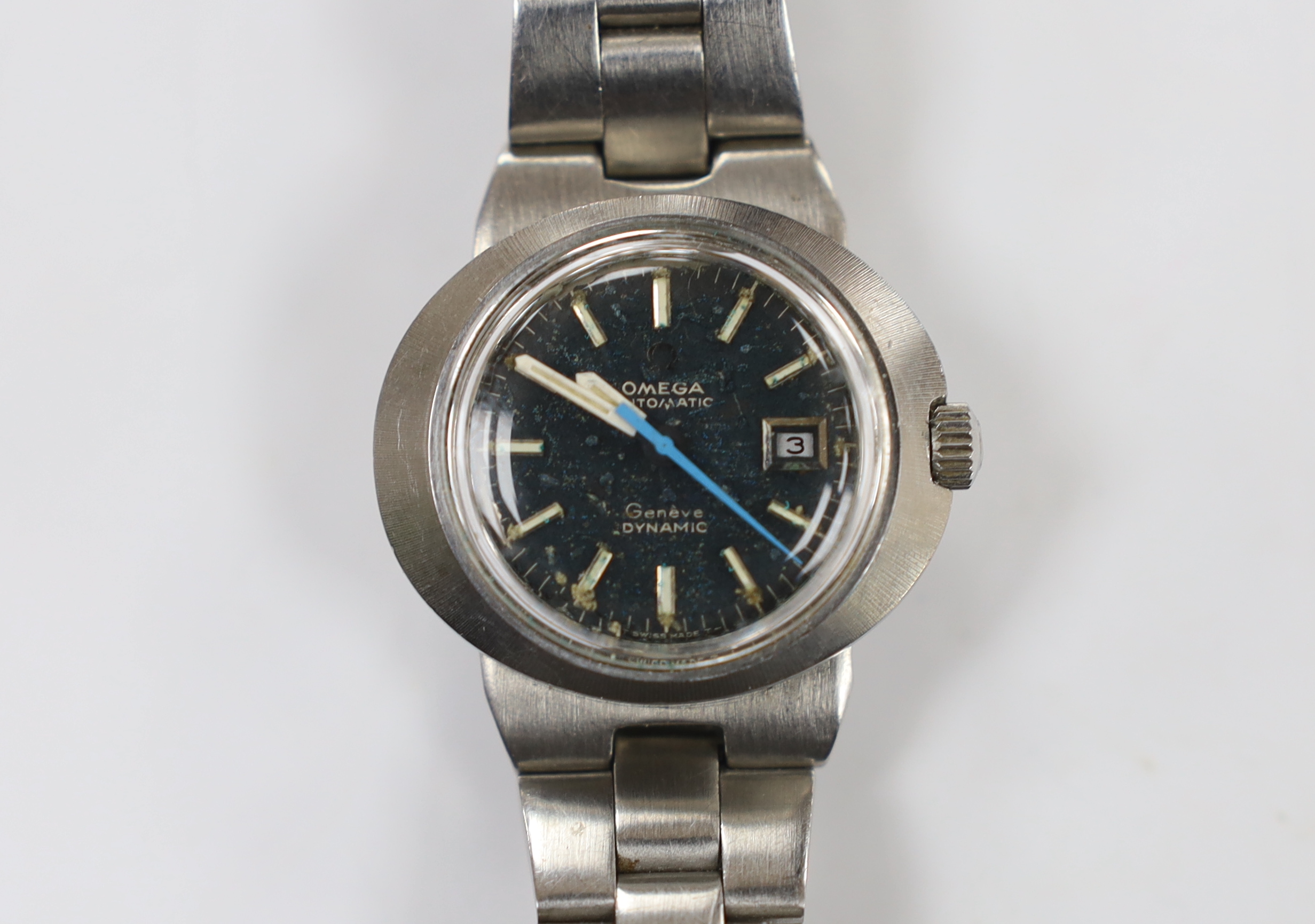 A lady's stainless steel Omega automatic Dynamic wrist watch, on a stainless steel Omega strap (dial a.f.).